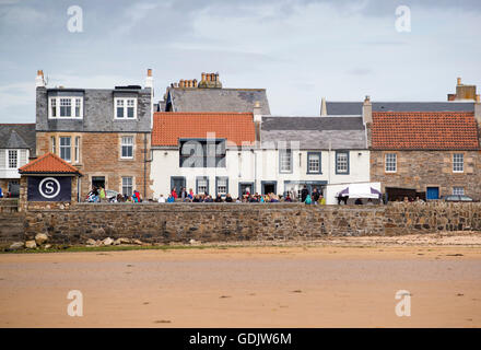 L'auberge de bateau en Elie,station pub /hotel sur la plage. Banque D'Images