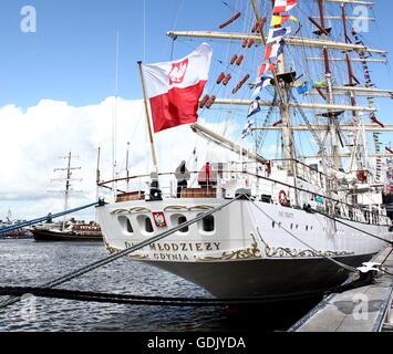 Grand voilier polonais Dar Młodzieży ('Le don de la jeunesse") à Delfsail événement nautique, juillet 2016, Pays-Bas Banque D'Images