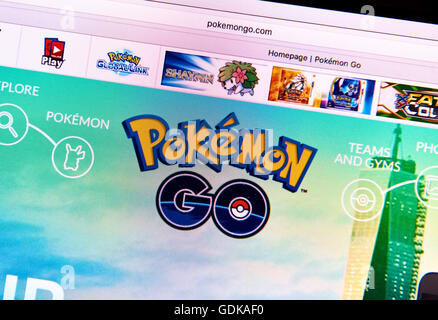 Pokemon Rendez-vous page d'accueil sur un écran de surveillance Banque D'Images