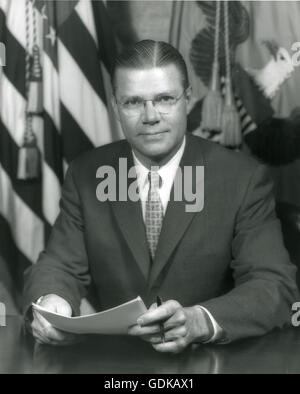 Robert S. McNamara, Secrétaire à la défense sous John F. Kennedy Banque D'Images