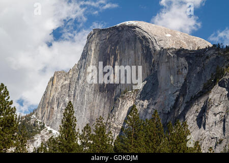 Half Dome, Yosemite National Park, Californie Banque D'Images