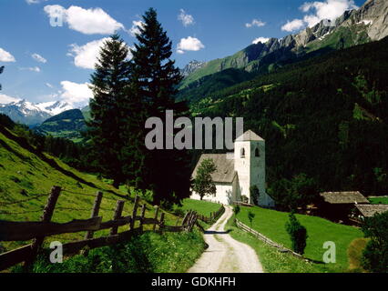 Géographie / voyage, Autriche, Tyrol, Matrei, églises, Saint Nicolas (7e siècle), vue extérieure, Virgen Valley, le Tyrol oriental, Banque D'Images