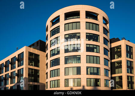 Bâtiment de Kings Place, Kings Cross, Londres, Angleterre, Royaume-Uni Banque D'Images