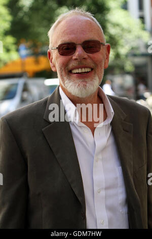 Londres, Royaume-Uni. 18 juillet, 2016. Bob Harris Potrait London BBC 18/07/2016 Jack Pic Ludlam Crédit : JACK LUDLAM/Alamy Live News Banque D'Images