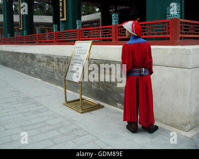 Beijing, Beijing, Chine, du RCS. 17 juillet, 2016. Beijing, Chine - 17 juillet 2016 : (usage éditorial uniquement. Chine OUT) 95 costumes de femmes vivent dans la Dynastie Ming et Qing sont exposées au Palais d'été. © SIPA Asie/ZUMA/Alamy Fil Live News Banque D'Images