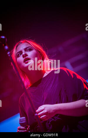 Monza, Italie 9 juillet 2016 Låpsley en concert à I-Days Festival 2016 © Roberto Finizio/ Alamy Live News Banque D'Images