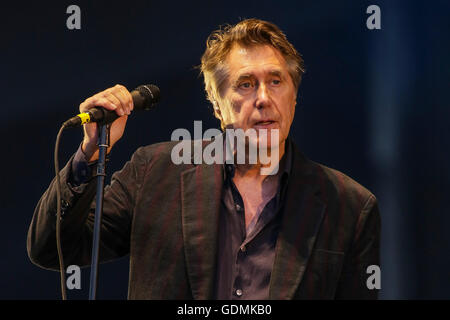 Bryan Ferry effectue au Festival d'été de Québec, dans la ville de Québec, le vendredi 15 juillet 2016. Banque D'Images