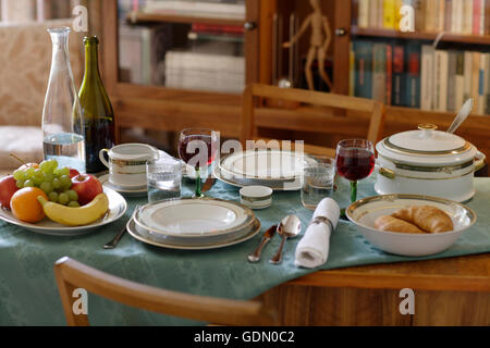 Still Life, bien mis à table de petit déjeuner Banque D'Images