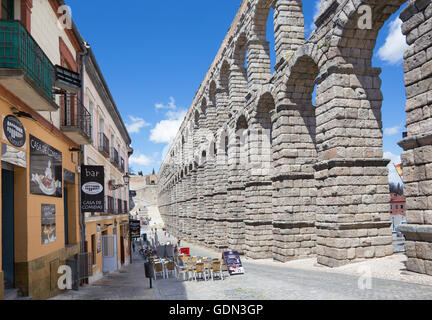 SEGOVIA, Espagne, Avril 15, 2016 - L'Aqueduc : à partir de la sud. Banque D'Images