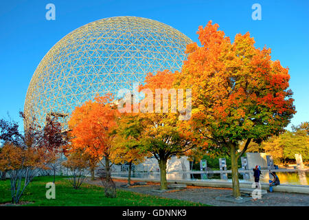 La structure de la biosphère sur l'île de Saint Louis dans le Parc Jean Drapeau à Montréal Banque D'Images