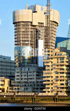 Un tour de Blackfriars en construction, sur la rive sud de la Tamise, Londres UK Banque D'Images