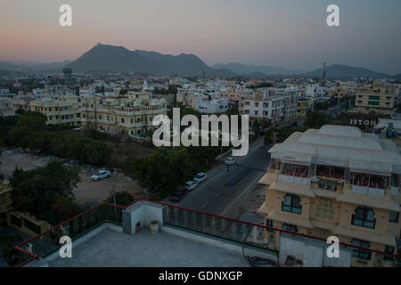 Eyriel ville vue d'Udaipur, Rajasthan, Inde Banque D'Images