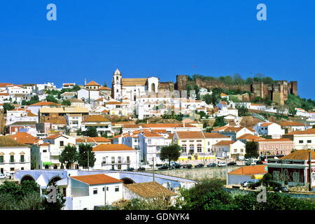 Géographie / voyage, Portugal, Silves, paysage urbain avec cathédrale Sé et Castelo, , Additional-Rights Clearance-Info-Not-Available- Banque D'Images