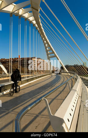 Bac de Roda bridge (architecte Santiago Calatrava), Barcelone, Espagne Banque D'Images