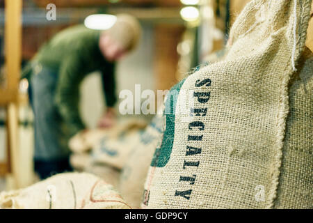 Close up of specialty coffee bean sac en magasin Prix Banque D'Images