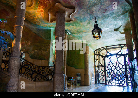 Porte,Casa Mila, de La Pedrera, Barcelone, Catalogne, Espagne Banque D'Images