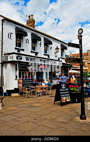 Le White Horse Cafe, Thirsk, Yorkshire Banque D'Images