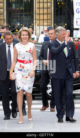 Bruxelles, Belgique. 21 juillet, 2016. Bruxelles, le 21-07-2016 Le roi Philippe et la Reine Mathilde Visite au PRE/Warandapark NETHERLANDSOUT//Nieboer Albert - AUCUN FIL SERVICE - © dpa/Alamy Live News Banque D'Images