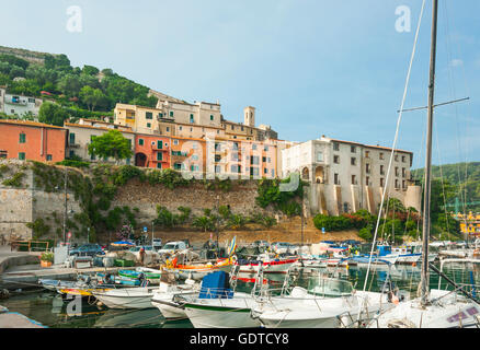 Port'Ercole, ville de la côte de la Maremme en Toscane, Italie Banque D'Images