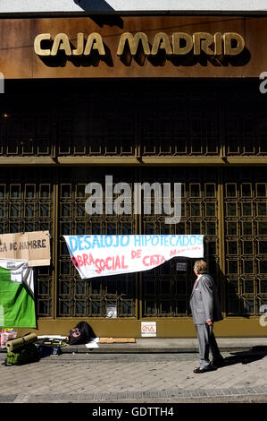 Les militants de la plate-forme Stop Desahucios Banque D'Images