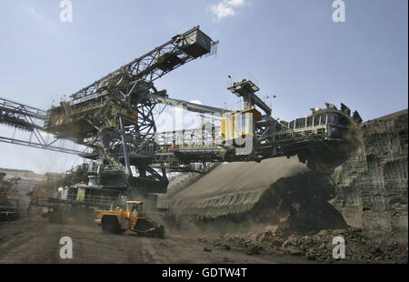 L'extraction de lignite à la mine à ciel ouvert de Welzow-Sued Banque D'Images