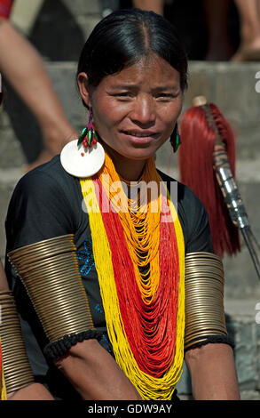 L'image de femme Khiamniungan à Naga Calao festival, Nagaland, Inde Banque D'Images