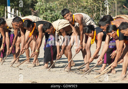 L'image d'Khiamniungan à Naga Hornbill festival, Nagaland, Inde Banque D'Images