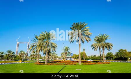 Rond-point de Zabeel district de DUBAÏ, ÉMIRATS ARABES UNIS Banque D'Images