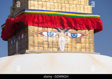 Stupa de Boudhanath, yeux Détail, Katmandou, Népal Banque D'Images