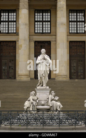 Le Schiller Monument et le Konzerthaus Berlin Banque D'Images