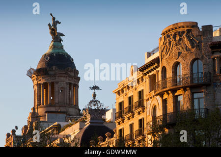 Bâtiments dans le Passeig de Gracia, Barcelone, Espagne Banque D'Images