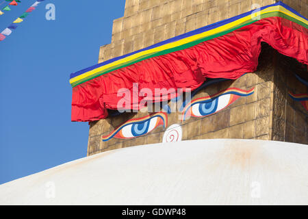 Stupa de Boudhanath, yeux Détail, Katmandou, Népal Banque D'Images