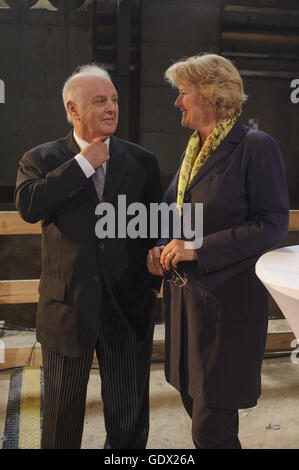 Début de la construction de l'Borenboim-Said Academy, Daniel Barenboim et le professeur Monika Gruetters, 2014 Banque D'Images