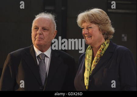 Début de la construction de l'Borenboim-Said Academy, Daniel Barenboim et le professeur Monika Gruetters, 2014 Banque D'Images