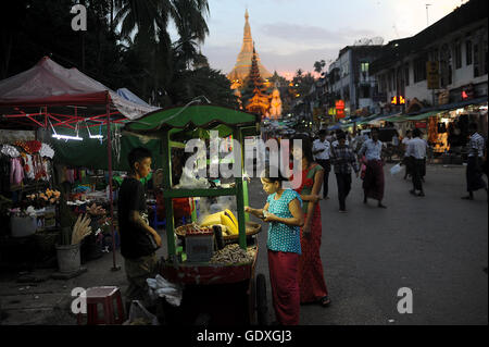 Food à Yangon Banque D'Images
