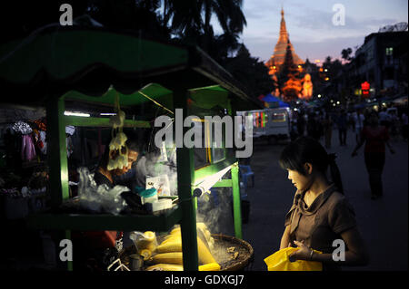 Food à Yangon Banque D'Images