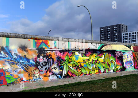 Mur de Berlin - East Side Gallery Banque D'Images