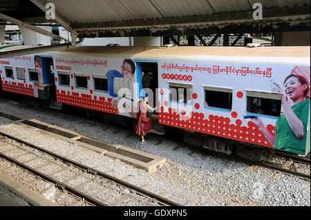 Le Myanmar. Yangon. 2014. La gare centrale Banque D'Images