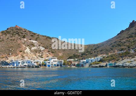 Village traditionnel sur l'île de Milos, Grèce Banque D'Images