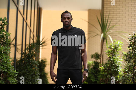 Usain Bolt pose en avant de sa conférence de presse à l'hôtel Grange Tower Bridge Hotel, Londres. Banque D'Images