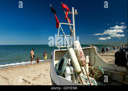 Petits bateaux de pêche la plage à Nr. Vorupoer (Nr. Vorupør), un pittoresque village de pêcheurs sur la côte ouest du Jutland, Danemark Banque D'Images