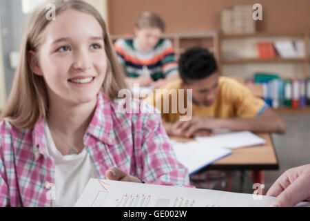 Heureux de recevoir ses étudiants de l'université test, Bavière, Allemagne Banque D'Images