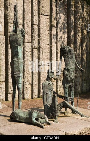 L'Irlande, de Dublin, St Stephen's Green, la famine sculpture par Edward Delaney RHA Banque D'Images