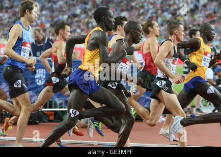 Londres, Royaume-Uni. 22 juillet, 2016. Anniversaire de l'IAAF Diamond League Jeux. Mens Emsley Carr Mile. Crédit : Dan Cooke/Alamy Live News Banque D'Images