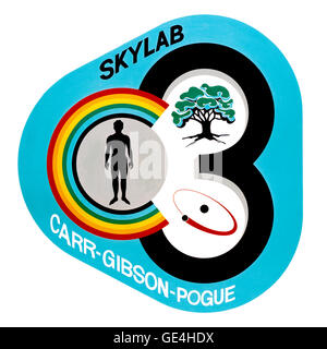 Lancer- 16 novembre 1973 l'atterrissage- 8 février 1974 : les astronautes Gerald P. Carr, William R. Pogue, et Edward G. Gibson Skylab 3 était la dernière mission de Skylab et inclus l'observation de la comète Kohoutek et de nombreuses expériences. Cette mission avait quatre Eva et augmenté la longueur d'enregistrement de temps dans l'espace d'environ 50 %. Banque D'Images