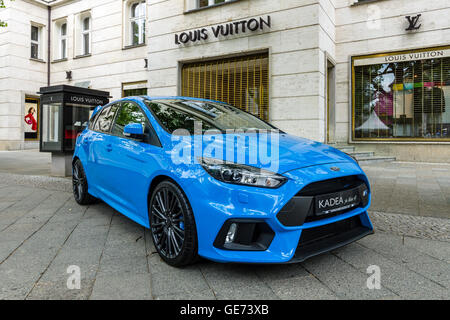 BERLIN - Juin 05, 2016 : voiture compacte Ford Focus RS (troisième génération). Les Classic Days Berlin 2016. Banque D'Images