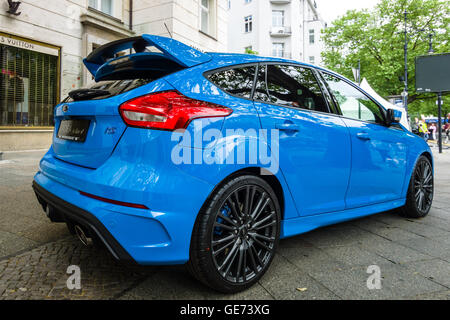 BERLIN - Juin 05, 2016 : voiture compacte Ford Focus RS (troisième génération). Les Classic Days Berlin 2016. Banque D'Images