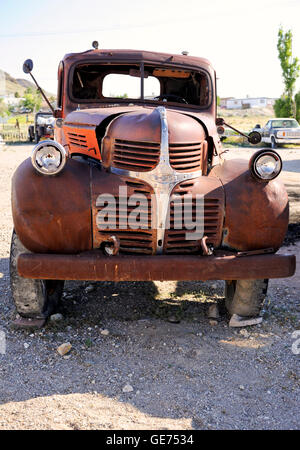 Vieille camionnette détériorée dans Nevada Tonopah Banque D'Images