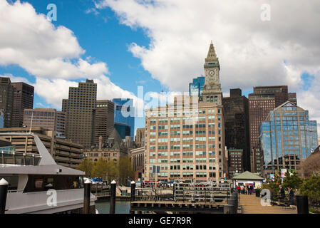 Le port de Boston Whale Watching Adventures Banque D'Images