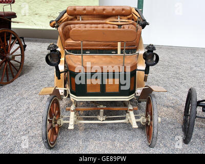 1894 Georges Richard vis-a-vis, 5,5Cv 1140cc (inv 1917) photo 8 Banque D'Images